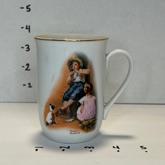 Norman Rockwell Vintage 1981 painted cups white w/ gold trim 5 unique mugs - Picture 8 of 16